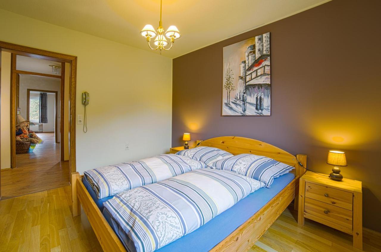 Eleganza Monschau Hotell Eksteriør bilde
