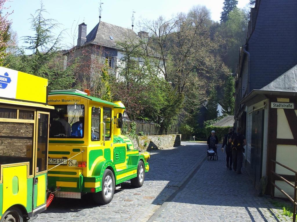 Eleganza Monschau Hotell Eksteriør bilde