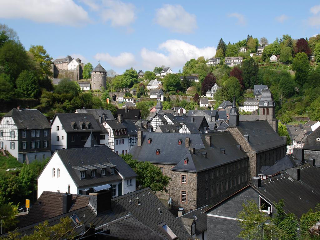 Eleganza Monschau Hotell Eksteriør bilde