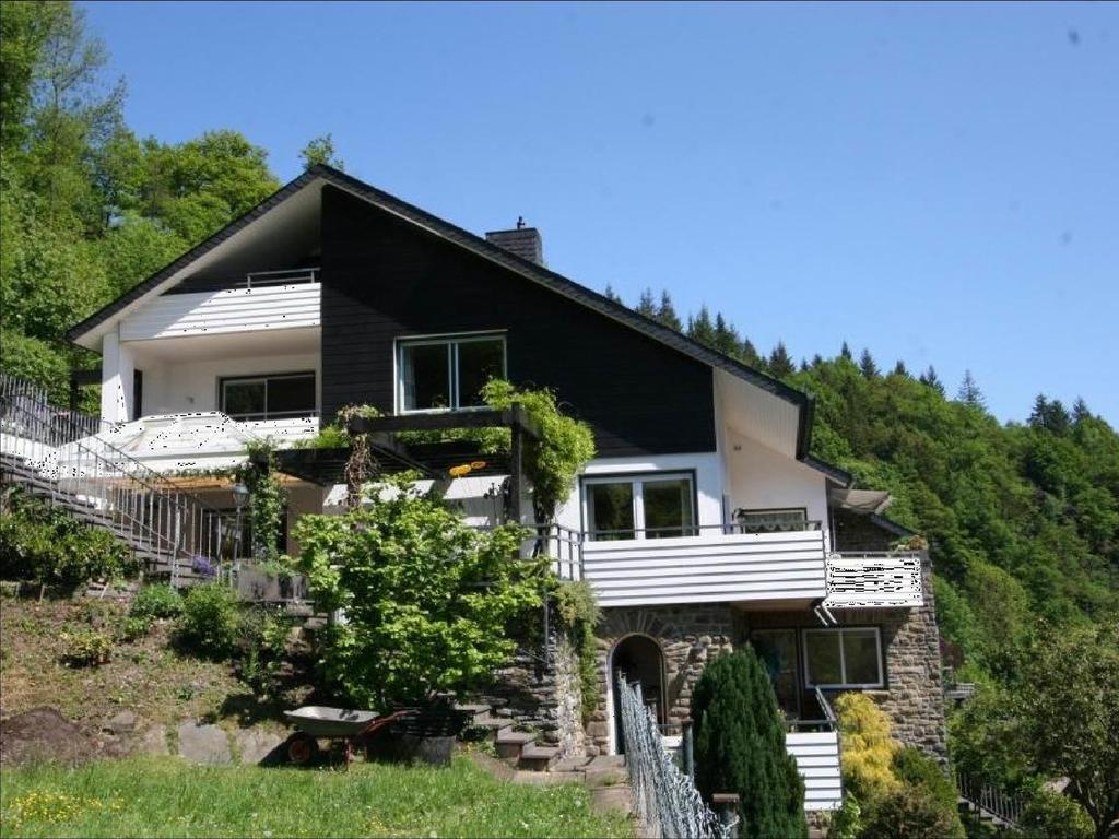Eleganza Monschau Hotell Eksteriør bilde