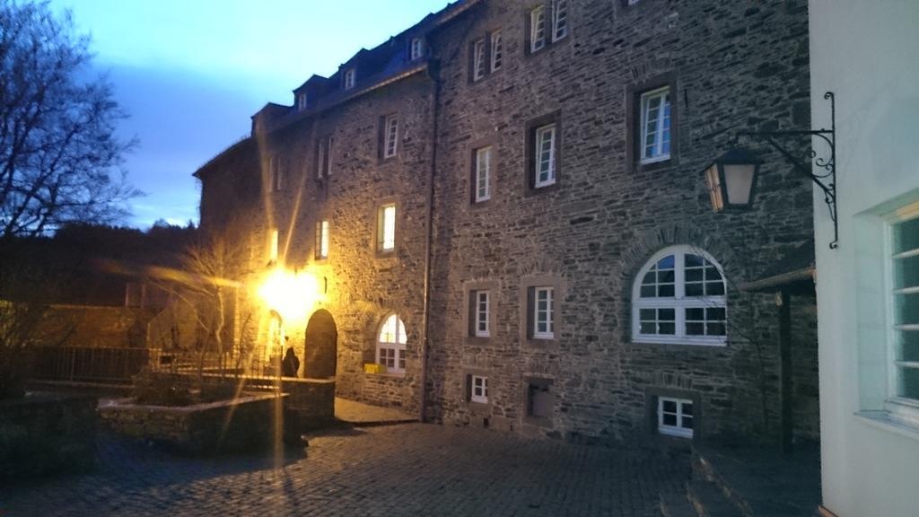Eleganza Monschau Hotell Eksteriør bilde